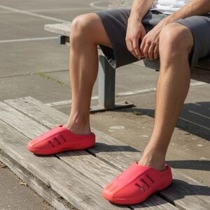 NIB Men's Adidas adiFOM IIInfinity Mule Slides in Team Victory Red Size 11